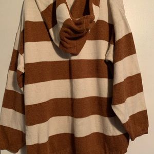 Preowned striped hoodie by RUNWAY is in great condition., size XL in 💯%cotton